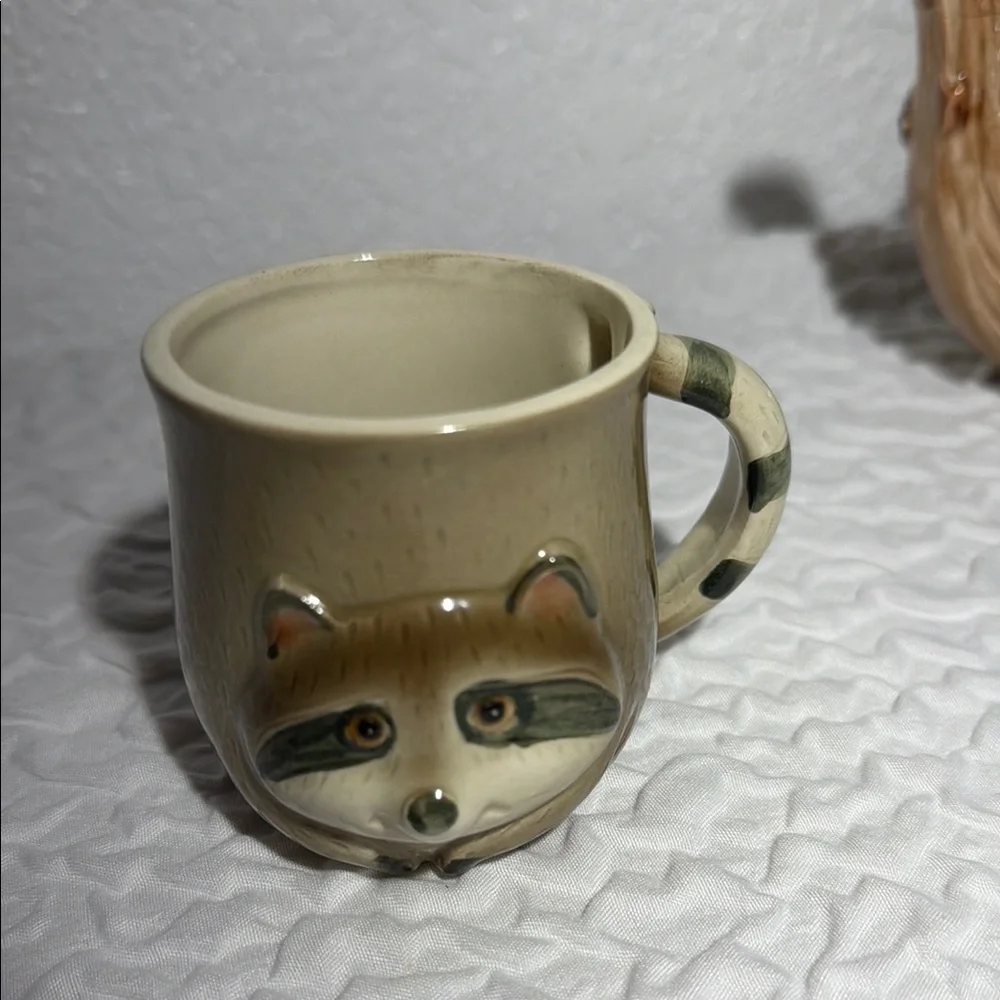Vintage 1980 Fitz And Floyd FF Raccoon Tea Set Teapot & 2- 8oz Mugs Made Japan